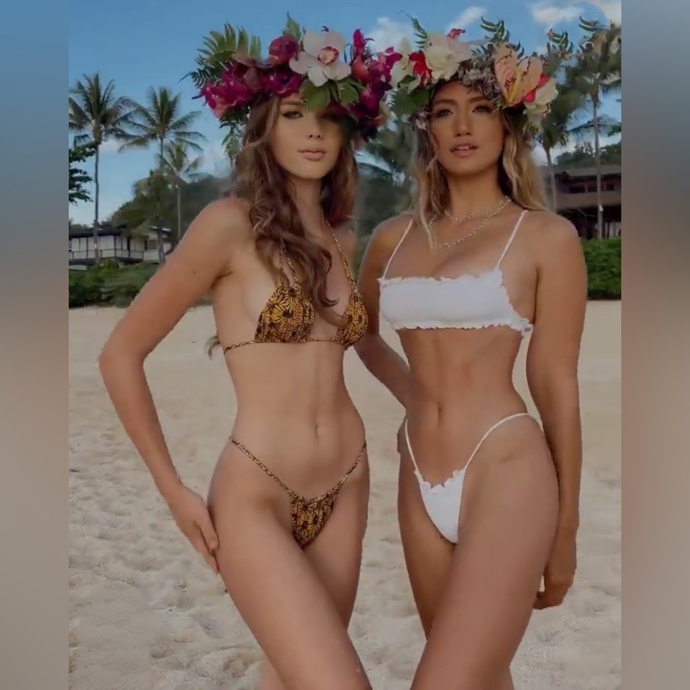 Indah RARE Sinar sunflower 🌻 bikini - Picture 6 of 8
